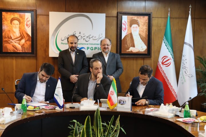 همکاریهای راهبردی میان صندوق پژوهش و فناوری شریف و هلدینگ خلیج فارس برای توسعه فناوریهای دانشبنیان